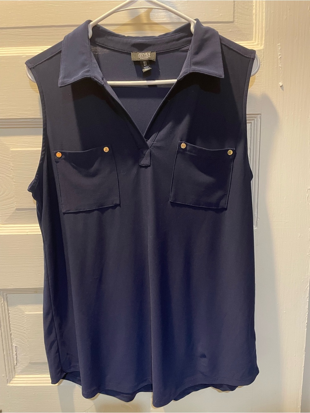 Jones New York Dark Blue Sleeveless Collared Shell with Gold Studs